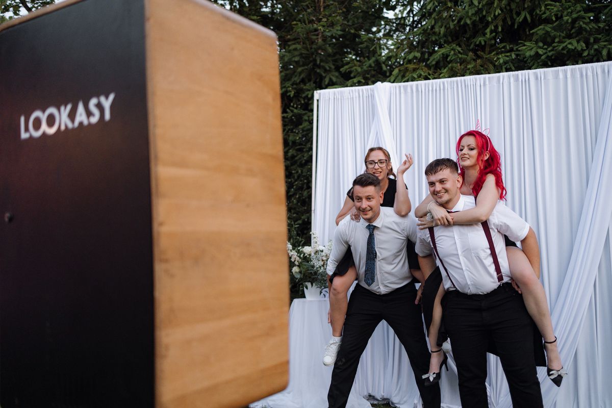 Fotobúdka Lookasy na svadbe